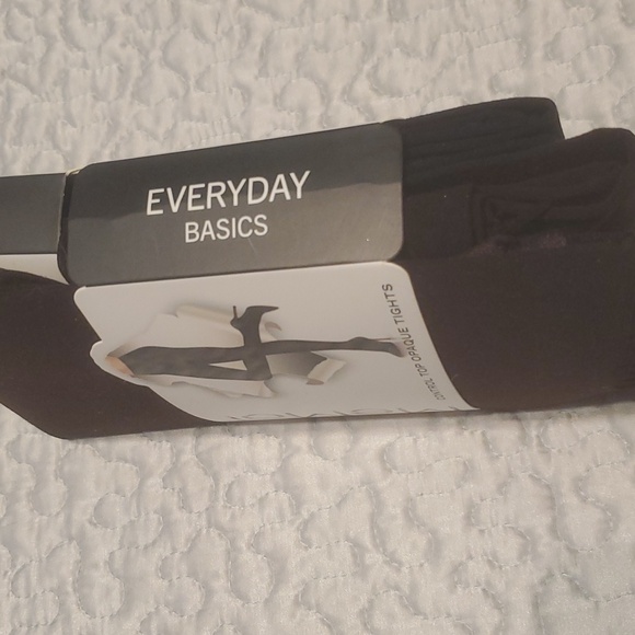 1 pair  NEW  ME  MOI  CONTROL TOP OPAQUE TIGHTS, Size: M/L - Picture 4 of 5